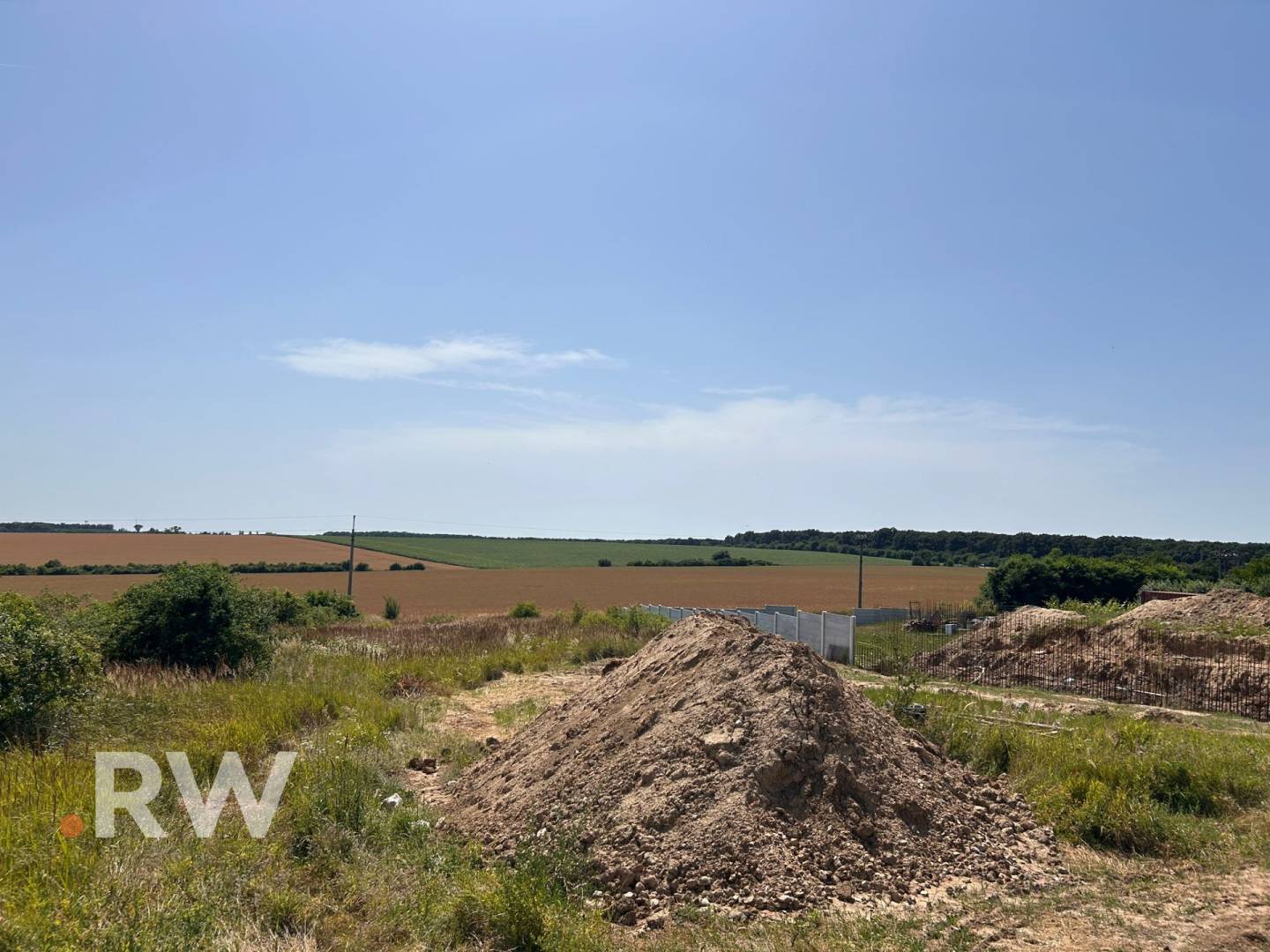 WhatsApp Image 2025-06-26 at 15.04.44 (3).jpeg