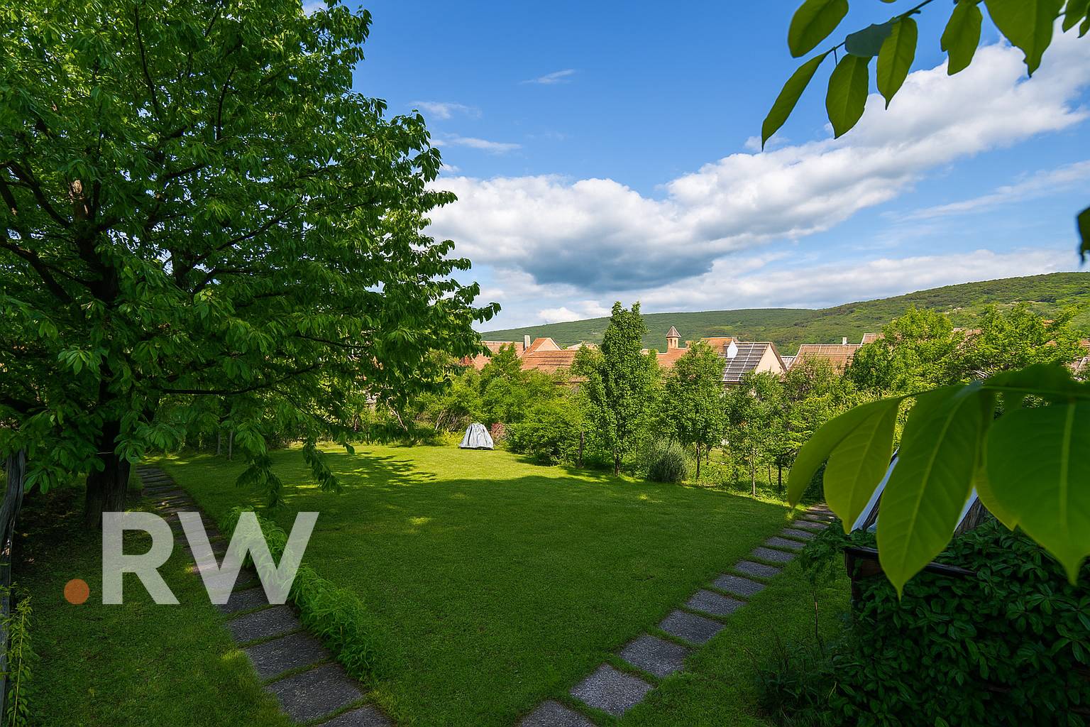 ChatGPT Image 19. 5. 2025, 10_48_54.png