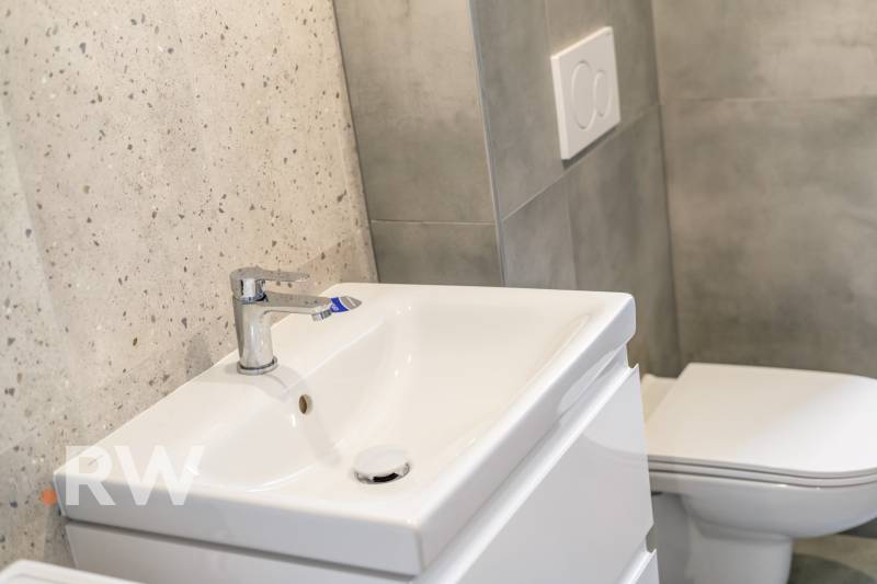 hero test-04.jpg hero test-04.jpg